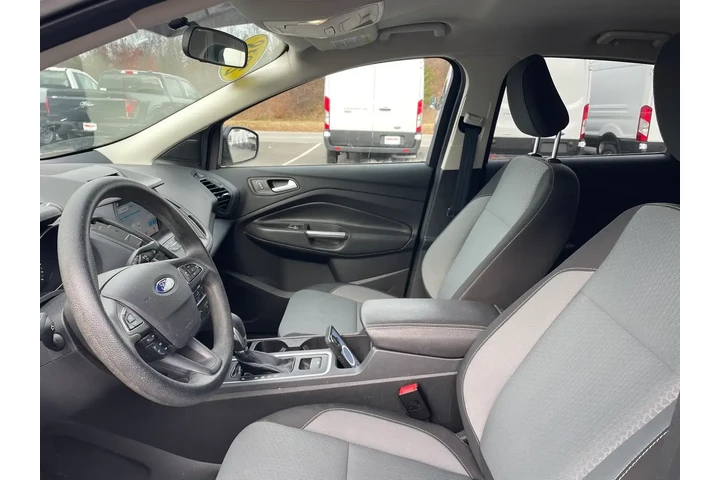 $14000 : Ford Escape 2018 AWD SE 4dr image 9