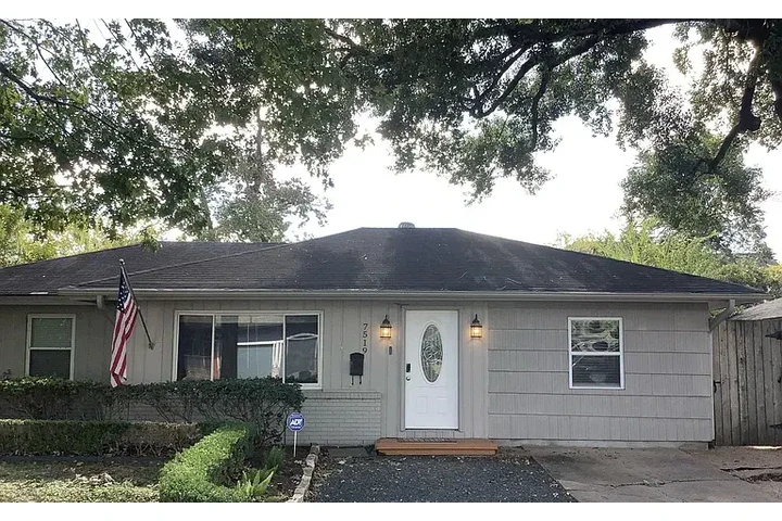 $1350 : HOUSE AVAILABLE IN HOUSTON TX image 8