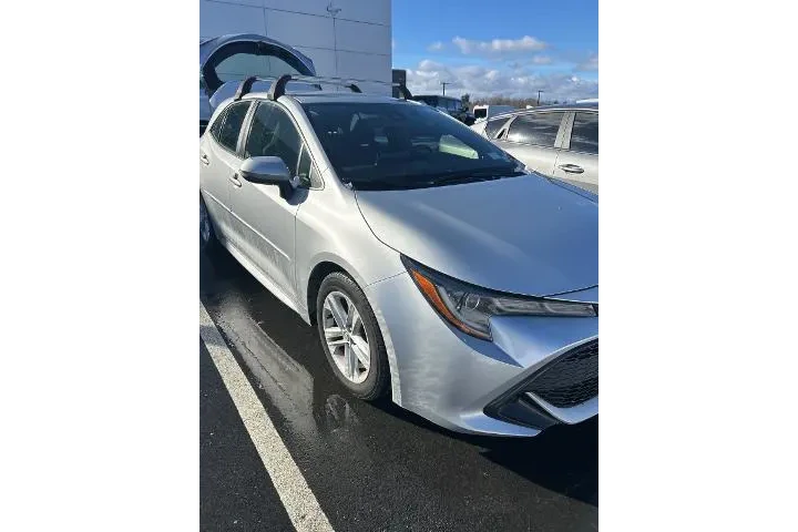 $16872 : Toyota Corolla Hatchback 201 image 4