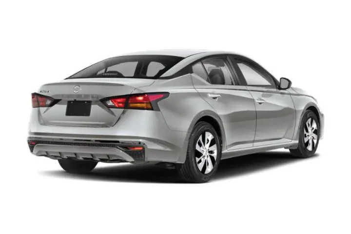 $20131 : Nissan Altima 2023 2.5 S 4dr image 3