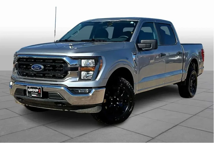 $36811 : Ford F-150 2023 4x4 XL 4dr S image 2