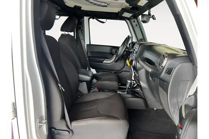 $16500 : Jeep Wrangler Unlimited 2014 image 3