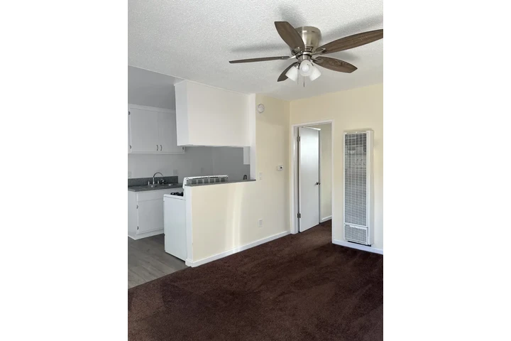 $1795 : WESTMINSTER APARTAMENTOS image 7