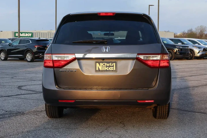 $8949 : 2013 Odyssey 5dr EX image 5
