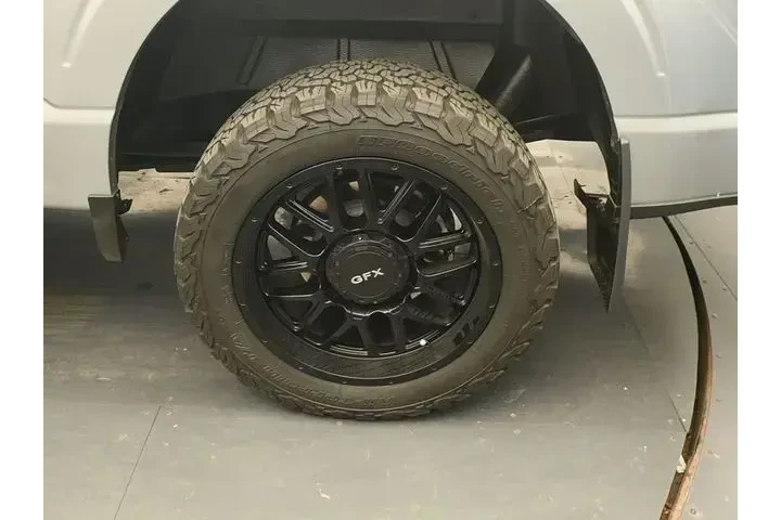 $39435 : Ford F-150 2023 4x4 King Ran image 9