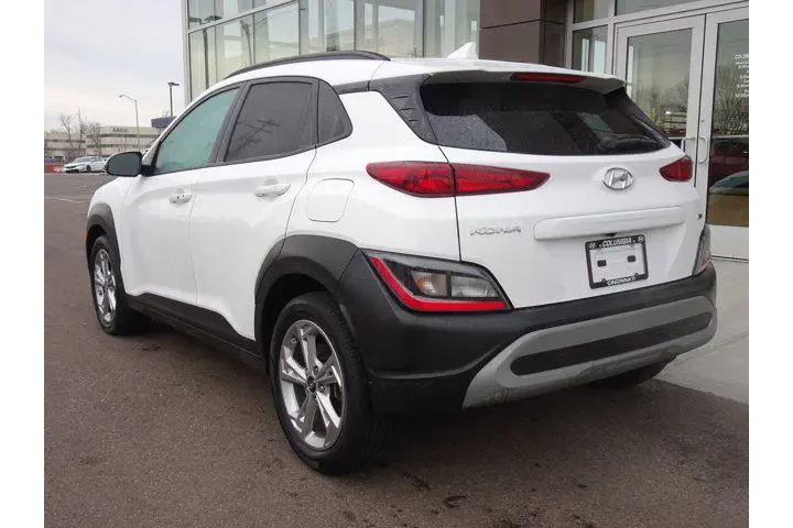 $20564 : Hyundai KONA 2022 AWD SEL 4d image 3