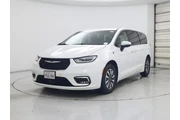 $32998 : Chrysler Pacifica Plug-In Hy thumbnail