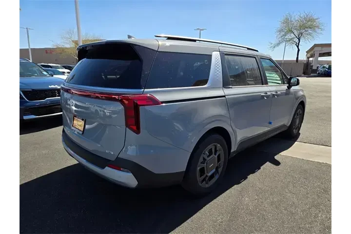 $39988 : Kia Carnival Hybrid 2025 EX image 4
