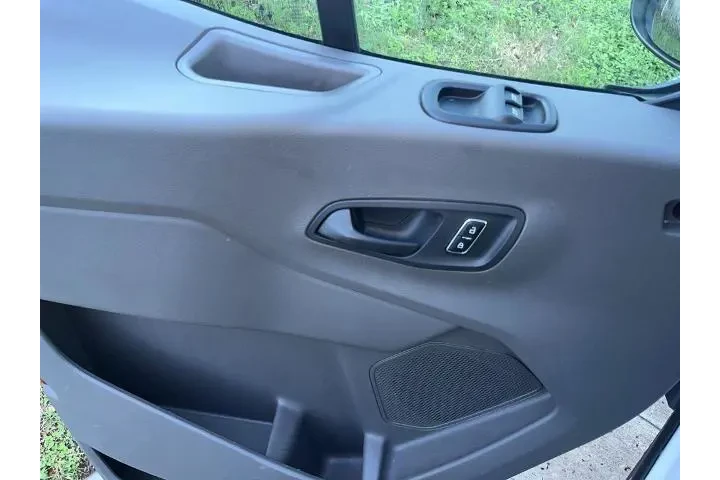 $35648 : Ford Transit 2023 350 XL 3dr image 4