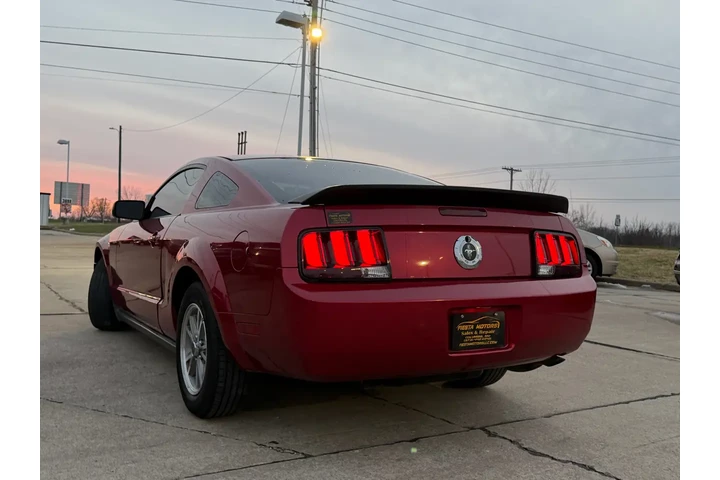 $6999 : 2005 Mustang V6 Deluxe Coupe image 10