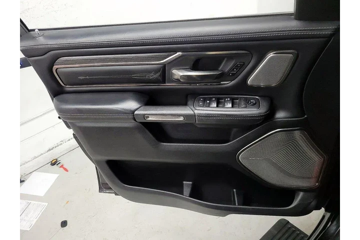 $31998 : Ram 1500 2019 4x4 Limited 4d image 10