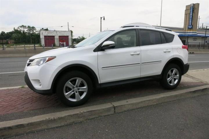 $13995 : 2013 RAV4 XLE image 8