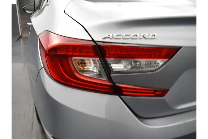 $18795 : Honda Accord Hybrid 2022 Tou image 8
