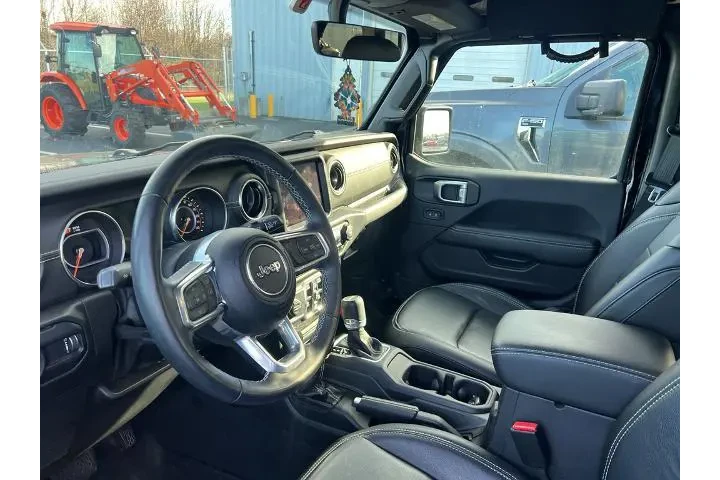 $37850 : Jeep Wrangler 2023 4x4 Sahar image 5