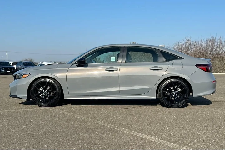 $27981 : Honda Civic 2025 Sport 4dr S image 7