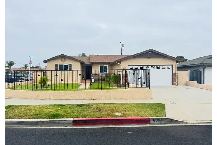 $1900 : ¡Su nueva casa le espera! image 1