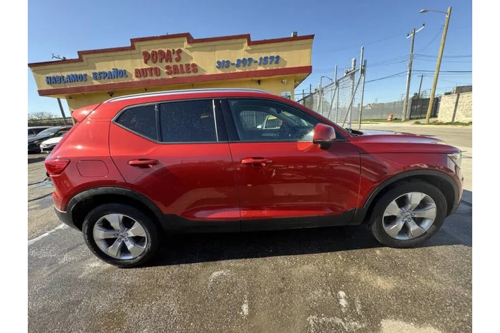 $19995 : 2021 XC40 T4 Momentum image 9