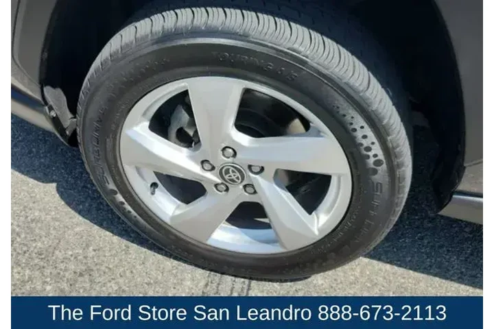 $19950 : Toyota RAV4 Hybrid 2021 AWD image 8