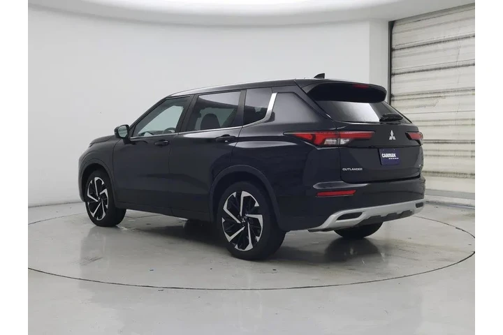 $22998 : Mitsubishi Outlander 2023 SE image 2