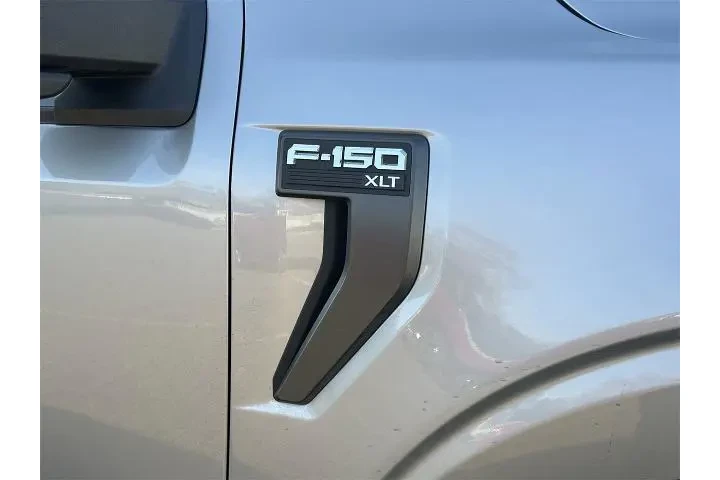 $38994 : Ford F-150 2023 4x2 XL 4dr S image 8