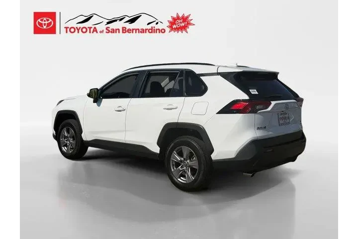 $34990 : Toyota RAV4 2025 AWD XLE 4dr image 3