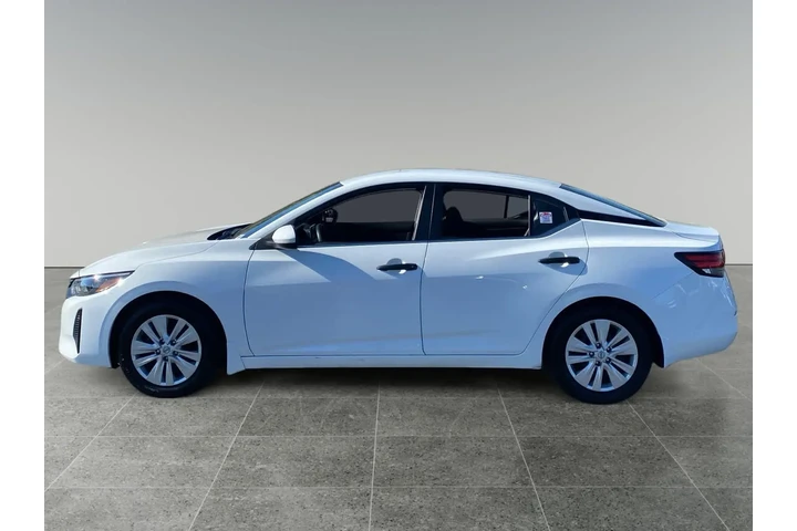 $25884 : Nissan Sentra 2025 S 4dr Sed image 2