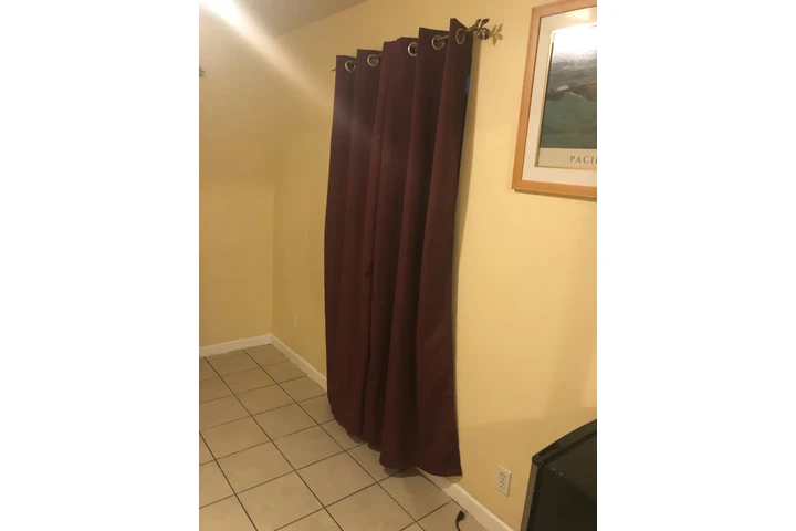 $900 : Cuarto de renta image 2