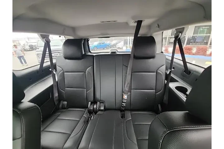 $26899 : Chevrolet Suburban 2019 4x4 image 9