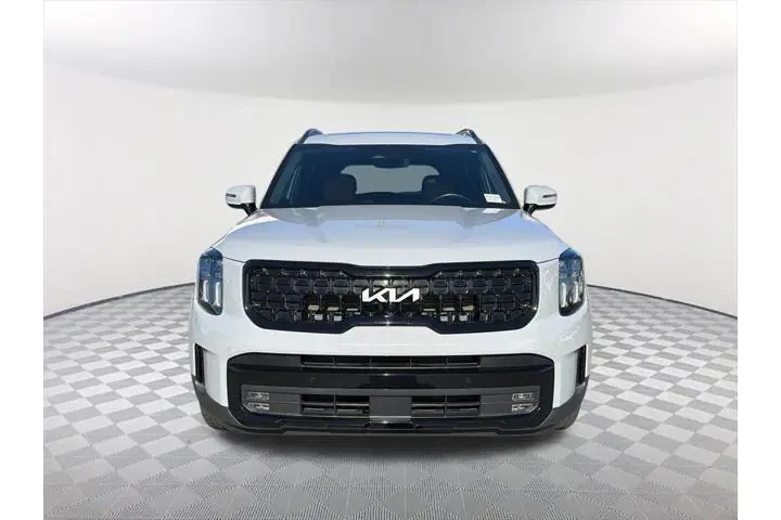 $39964 : Kia Telluride 2024 AWD SX 4d image 2