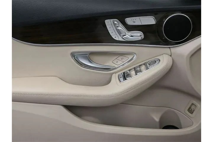 $24513 : Mercedes-Benz C-Class 2021 C image 10