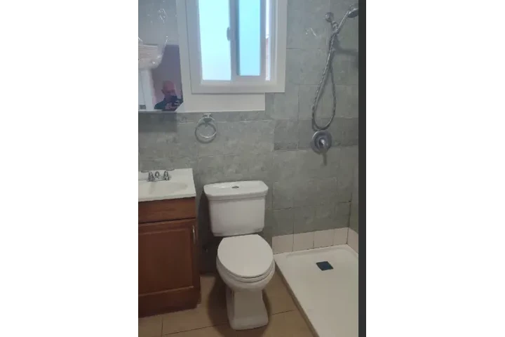 $1500 : HUNTINGTON PARK RENTO CASITA image 3