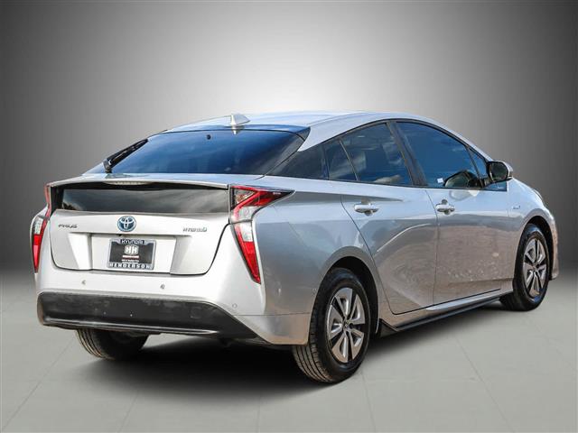 $22500 : Pre-Owned 2018 Toyota Prius F image 3