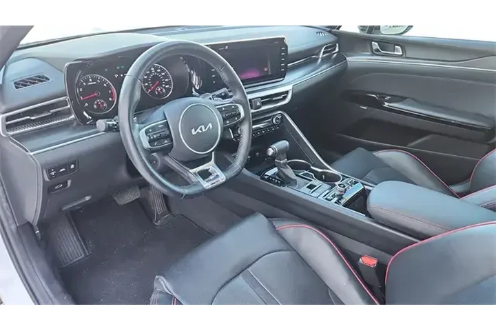 $29818 : Kia K5 2024 GT 4dr Sedan image 9
