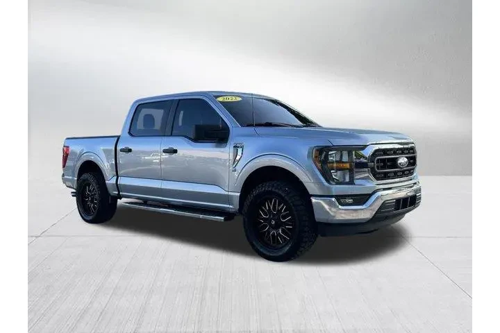 $27896 : Ford F-150 2023 4x2 XL 4dr S image 3
