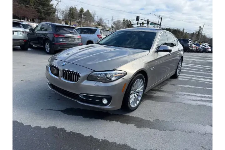 $13499 : 2015 BMW 5 Series 528i xDrive image 2