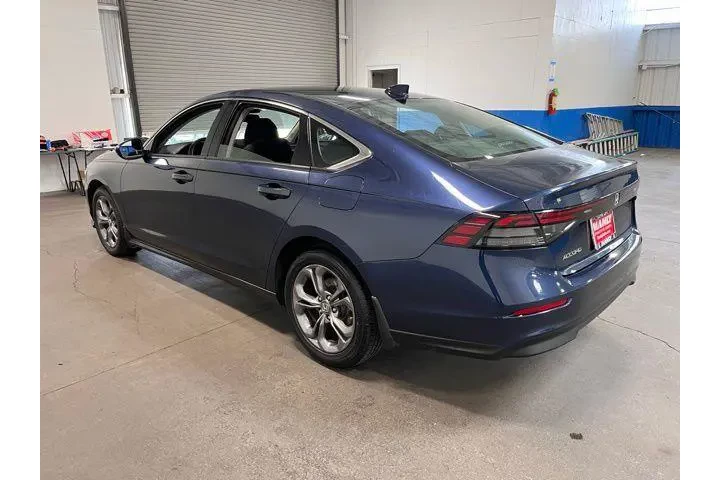 $25752 : Honda Accord 2024 EX 4dr Sed image 5