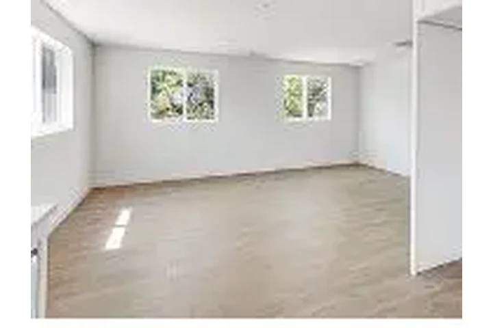 NORTHRIDGE APTOS EN RENTA image 1