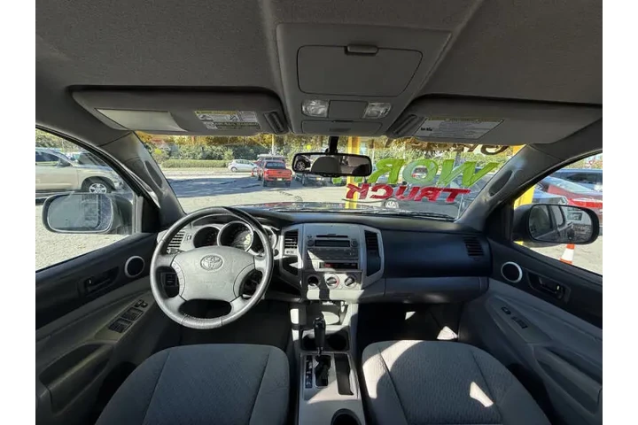 2010 Tacoma PreRunner V6 image 7