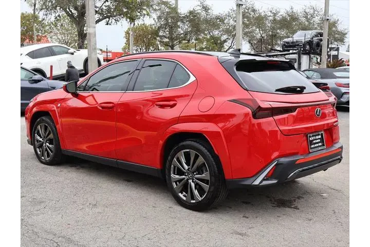 $29890 : Lexus UX 250h 2023 F SPORT H image 10