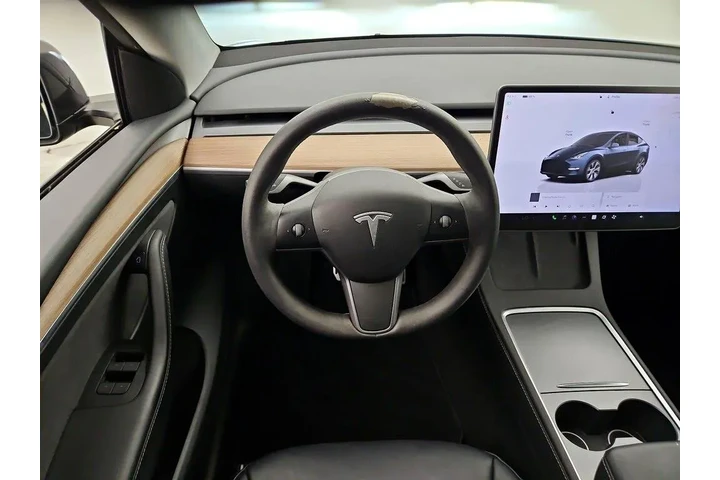 $33998 : Tesla Model Y 2024 Long Rang image 10