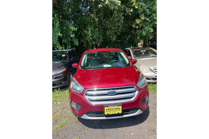 $9999 : 2017 Escape SE image 3