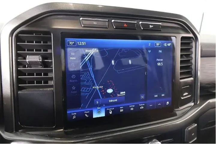 $35475 : Ford F-150 2023 4x4 XLT 4dr image 7