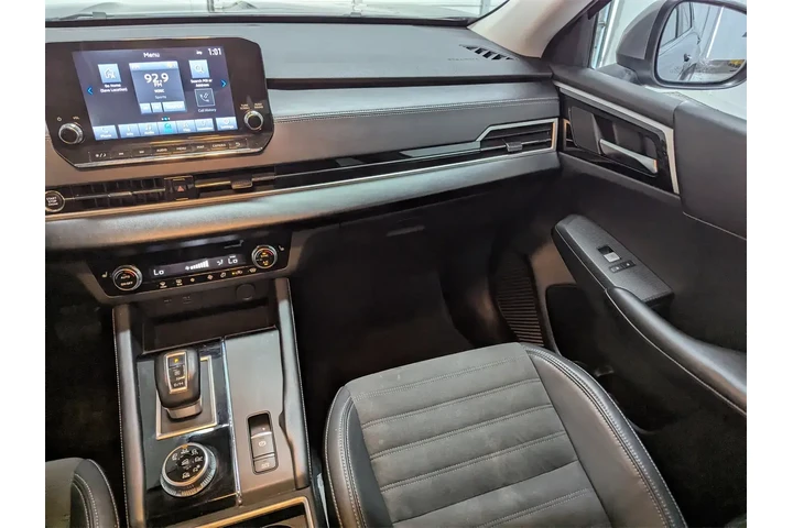 $26997 : Mitsubishi Outlander 2023 AW image 8