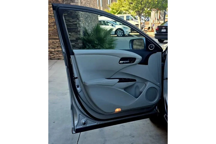 $12950 : 2018 RDX image 10