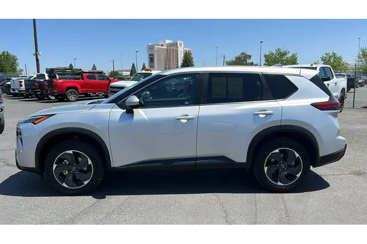 $24984 : Nissan Rogue 2024 AWD SV 4dr image 8