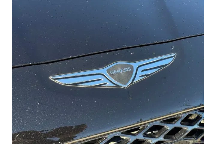$39988 : Genesis G70 2025 AWD 2.5T Sp image 7