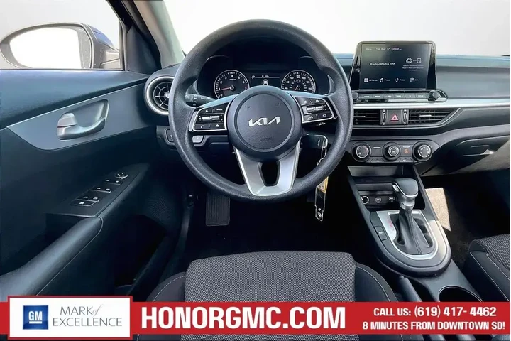 $19488 : Kia Forte 2024 LX 4dr Sedan image 8
