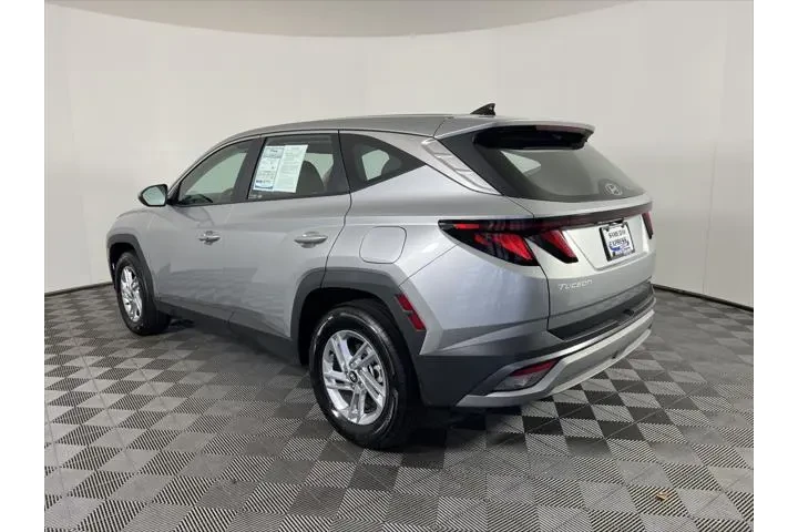 $27905 : Hyundai TUCSON 2025 AWD SE 4 image 10