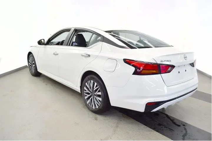 $20994 : Nissan Altima 2025 2.5 SV 4d image 5