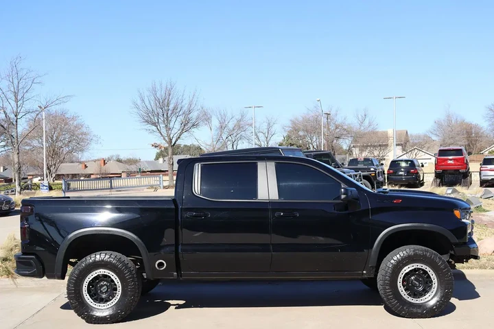 $59998 : 2023 Silverado 1500 ZR2 image 8